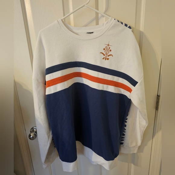 Her Universe Tops - Star Wars Ahsoka Tano colorblock crew neck long sleeve sweatshirt Size XL